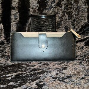 Lodi’s Compact Wallet